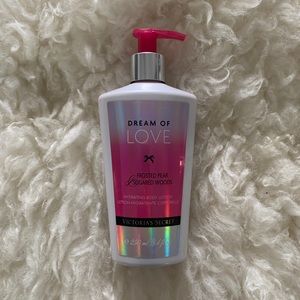 New Victoria’s Secret Dream Of Love Hydrating Fragrance Body Lotion Rare & HTF